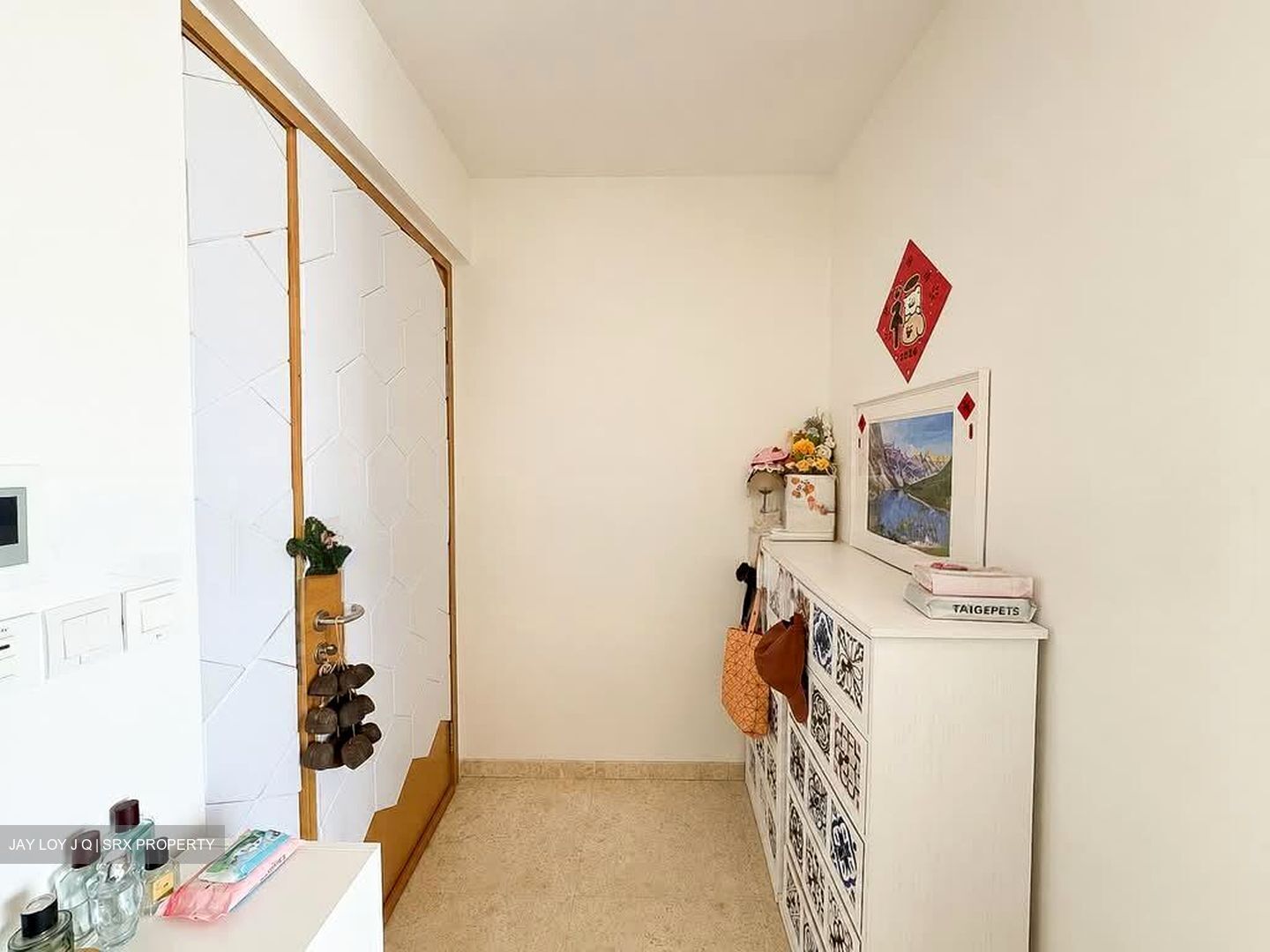 The Red House (D15), Apartment #602830761